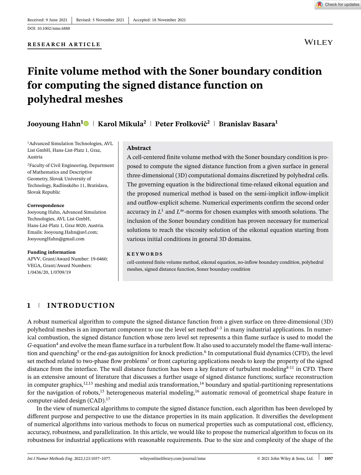 غلاف تقرير Finite volume method with the Soner boundary condition for computing the signed distance function on polyhedral meshes